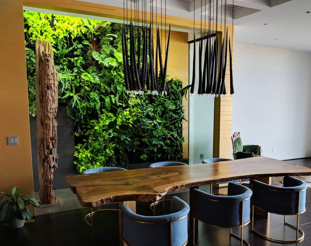 Small vertical garden design for home
